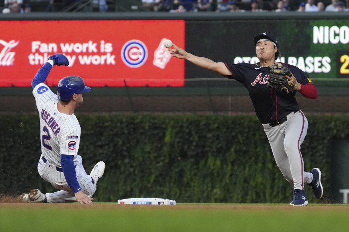 From day one, Ha-sung, take a day off when you want to rest, Snitker is satisfied, Atlanta's main shortstop is confirmed. As long as it doesn't hurt, as long as it's solid