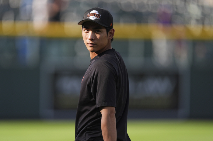 He has to hit 150 hits for the first time in KBO, but three days after Lee Jung-hoo, he was excluded from the lineup against the bench new COL