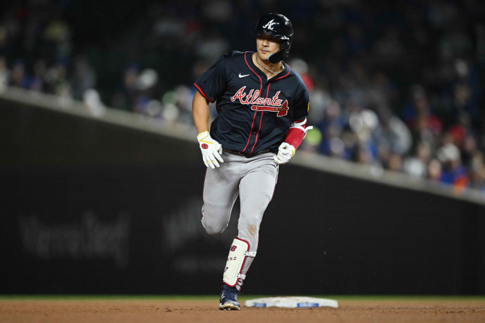 It was 139G home run zero... ATL shortstop overwhelmingly last → It's completely changed thanks to Kim Ha-sung!  