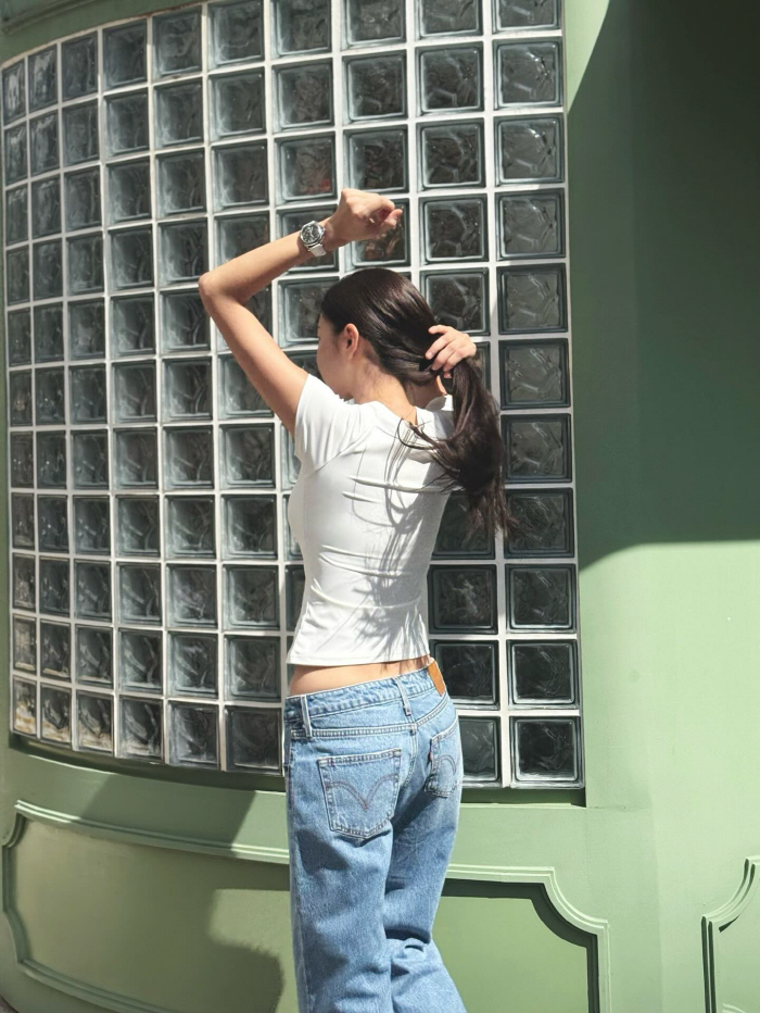 Kim Yun-ji, 168cm and 47kg, and the secret to her body that stands out on a white t-shirt and jeans is to lose 16kg?