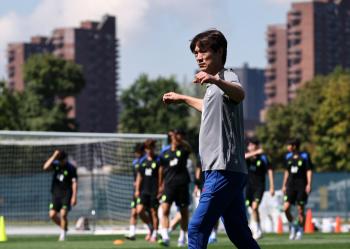 Laughing at the U.S. expedition in advance, North Korea-China World Cup Environment → Base Camp Check