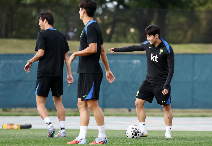 Laughing at the U.S. expedition in advance, North Korea-China World Cup Environment → Base Camp Check
