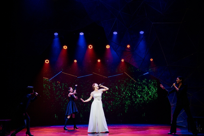 Musical Frida GPA 9.9 A stage with overwhelming thrill...a work that allows you to stand up when you're tired of life