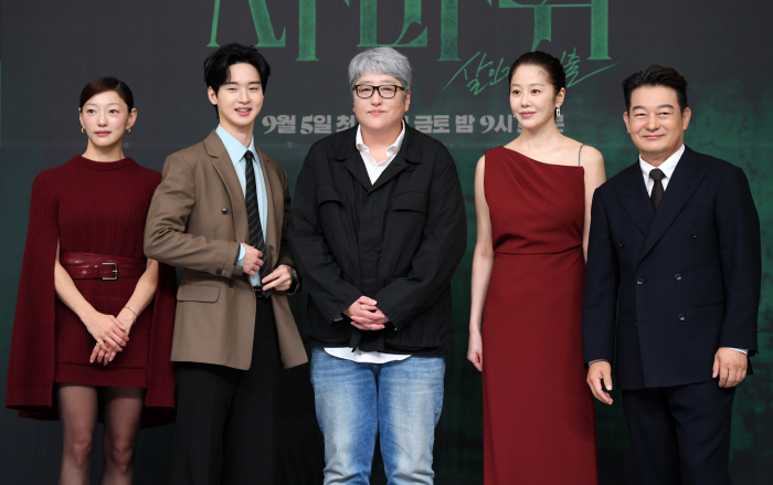  Ko Hyun-jung X Jang Dong-yoon, SBS's Golden Saturday name continues with creepy cooperation 'Warts'
