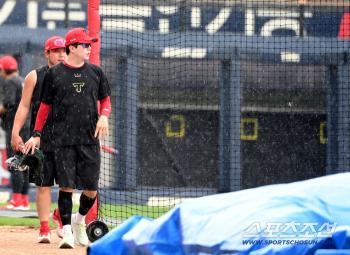 Suddenly, heavy rain warning → Crazy heavy rain Gwangju rainy weather, planned after September 30th...PS is on the verge of losing ground 