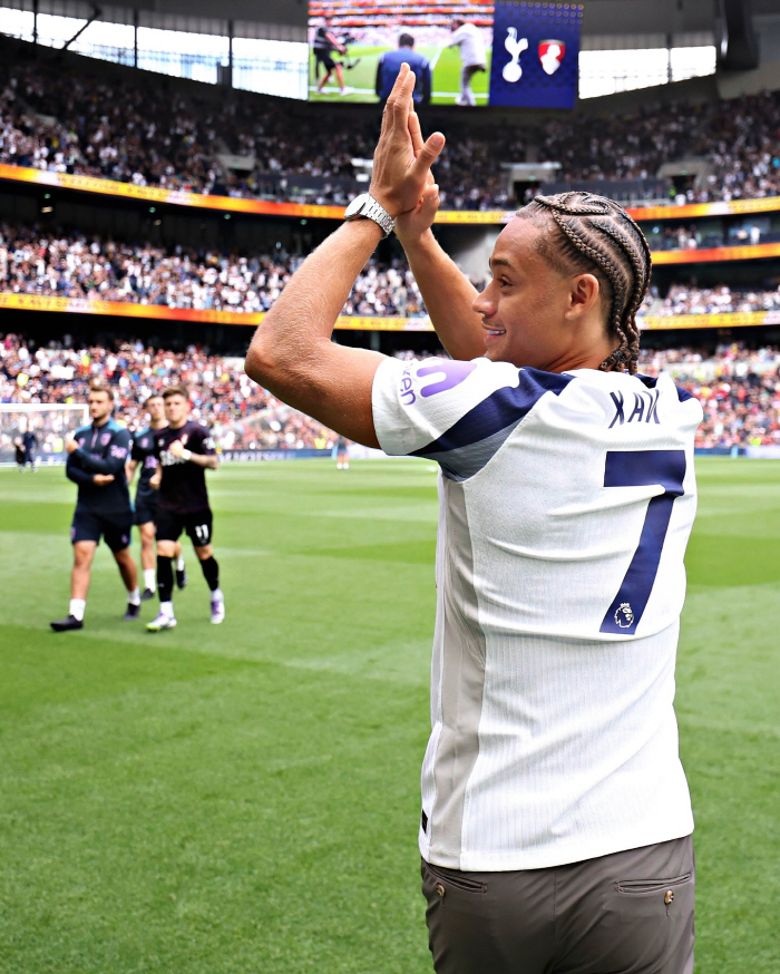 Tottenham, how can you do this! Son Heung-min's 7th successor's turnaround, inheriting his jersey number and rejecting his position? You all know, I have a place I like