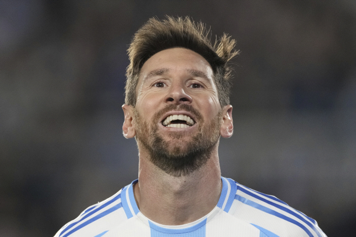 As expected, GOAT Messi has not decided yet to participate in the North American WC in the final home A match