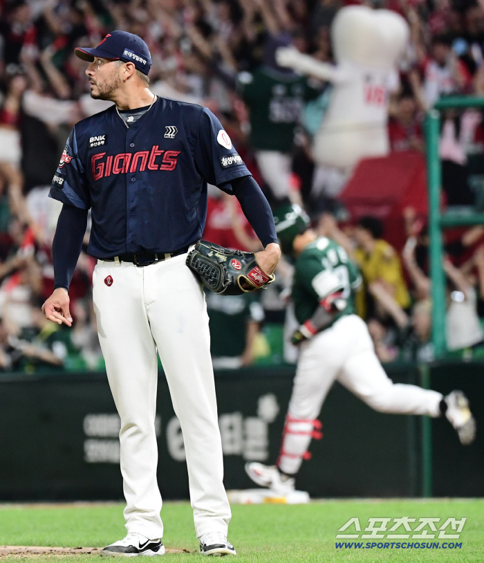 I even imagined hitting a home run in five consecutive at-bats in the fall... The 23-year-old Incheon giant's dream becomes a reality. First consecutive batting performance → New career high 