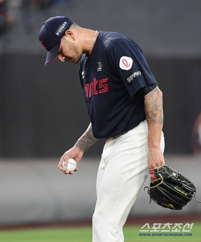 I have to go to fall baseball... Lotte's Jeon Joon-woo is worse than expected due to bad news, and the timing of his return is also unclear 