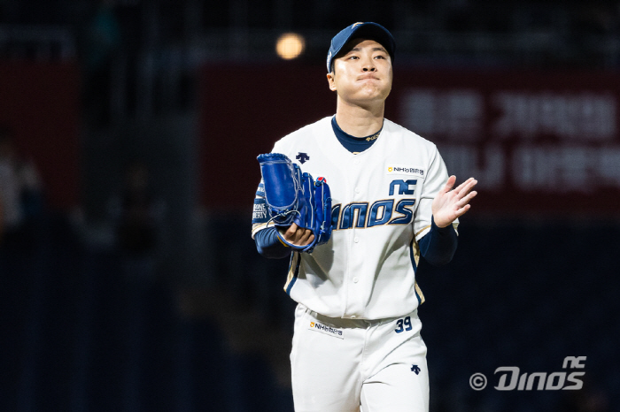 I was surprised with four walks. On the first day of the call-up, he took the mound → He lost the game, and why the coach couldn't help it