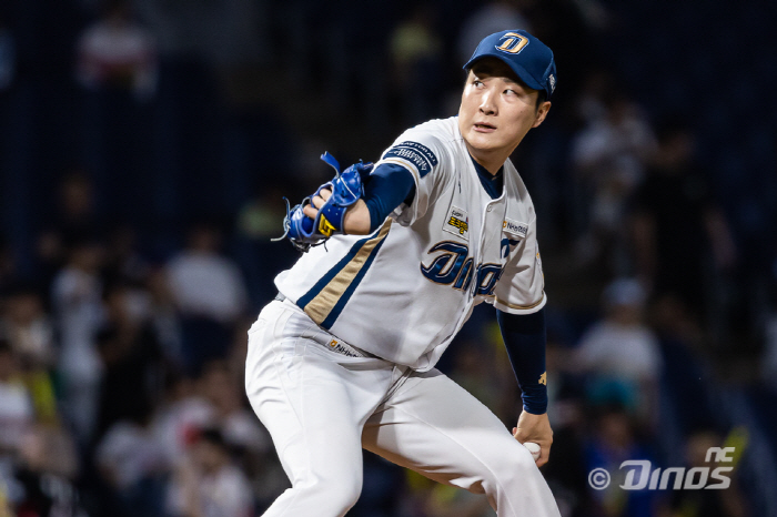 I was surprised with four walks. On the first day of the call-up, he took the mound → He lost the game, and why the coach couldn't help it