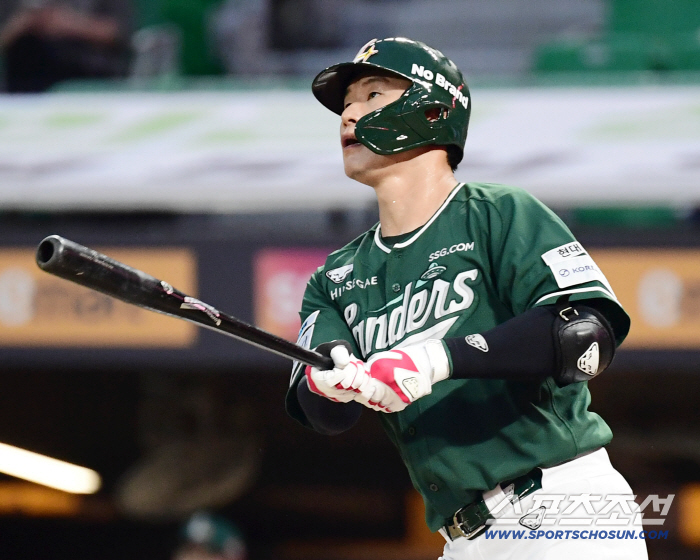 Last 7G 5 Home Runs...I was looking forward to this Ko Myung-joon, who finally repaid the trust of the head coach of the chest 