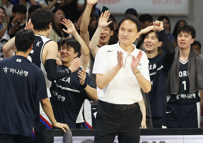 Naturalized player NO Coach Ahn Jun-ho broke up. It's too bad to choose the Korea Basketball Association