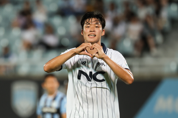 Seoul E-Land, the core of the match against Jeollanam-do, is Euhler Jung Jae-min, a combination of Euhler Jung
