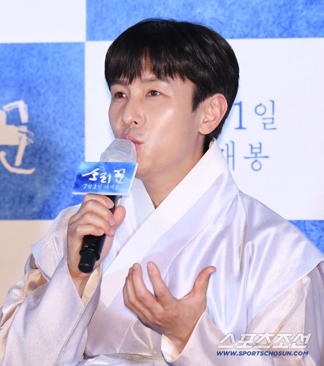 Shinhwa's Kim Dong-wan suddenly announced his retirement from the entertainment industry → He only calls out the open land.'