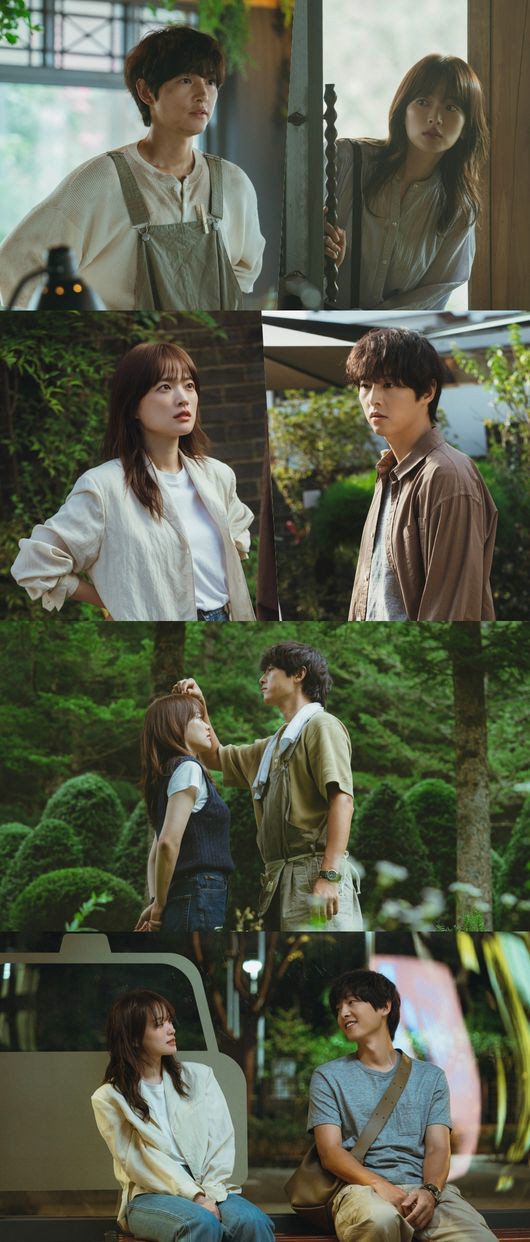Song Joong-ki ♥ Chun Woo-hee reunited with her first love in 15 years...JTBC's first episode of 'My Youth'
