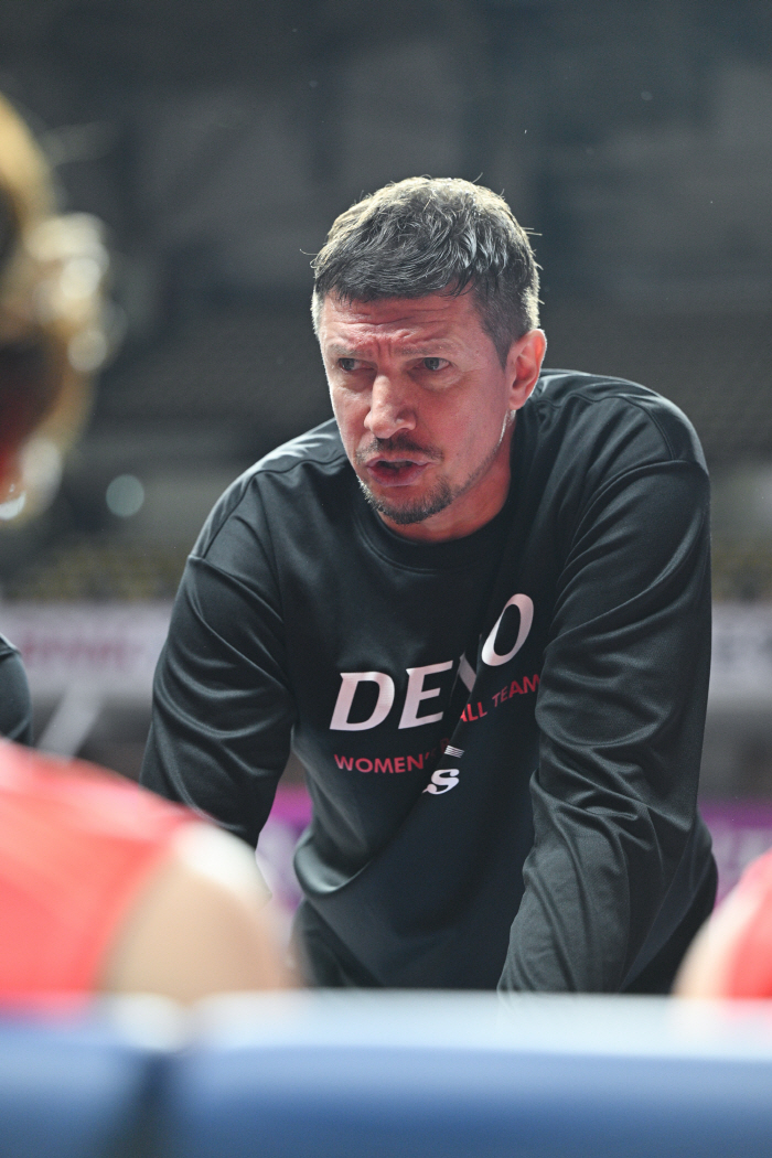  Spain's prestigious Zaragoza, controversy over passing official interview after losing to Denso in the semifinals