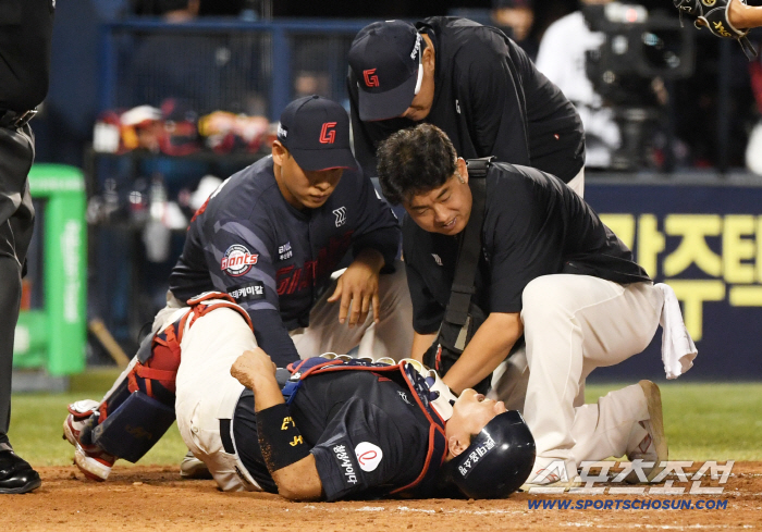 At this level, is the foul ball stuck? Why can't you pinch hit Gangnam? 