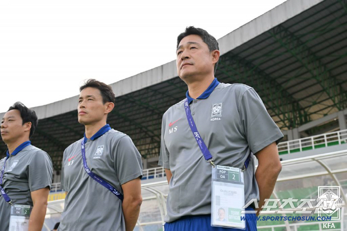 Cho Sang-hyuk's hat trick Lee Min-sung-ho wins 7-0 against Laos in the U23 Cup qualifying round! Reservation for 2 consecutive wins X 1st place in Group 1