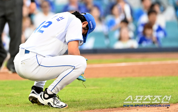 Clavicle Kangta → Yang Chang-seop, X-ray, and CT scan showed that Samsung pulled down its chest in a disappointing defeat