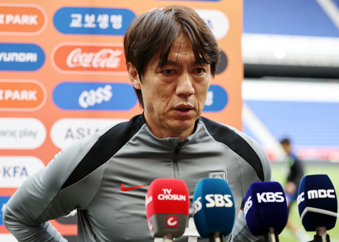 Coach Hong Myung-bo will have enough time for Castro to catch all the results of the match against the U.S. 