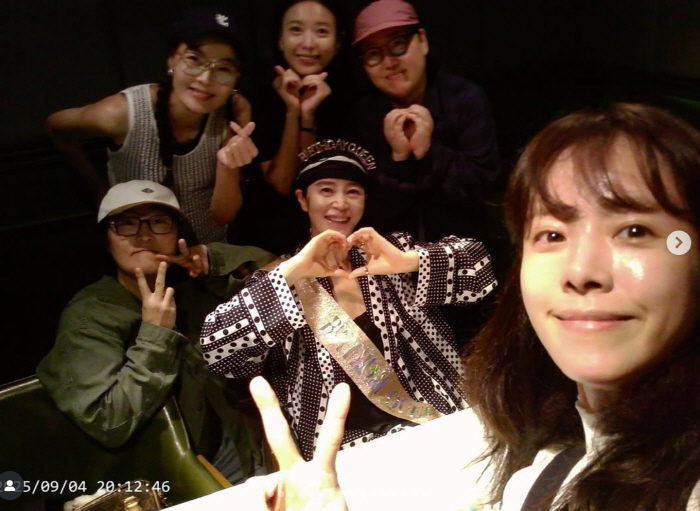 From Han Hyo-joo to Han Ji-min..Kim Hye-soo, have a long and prosperous birthday party with the actresses