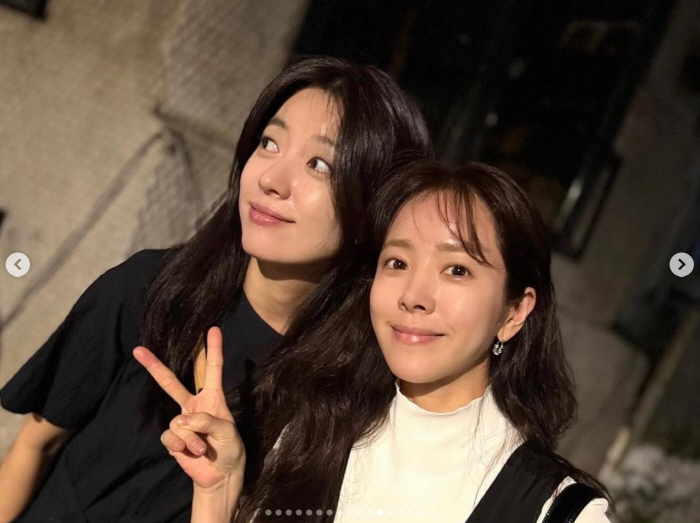 From Han Hyo-joo to Han Ji-min..Kim Hye-soo, have a long and prosperous birthday party with the actresses