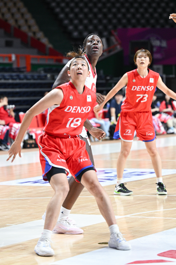  Junseung is washing his pain!  Denso advances to 2nd consecutive finals after catching Spain's prestigious Zaragoza