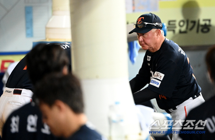  Director Kim Kyung Moon, Dong Joo Moon, you did a great job today