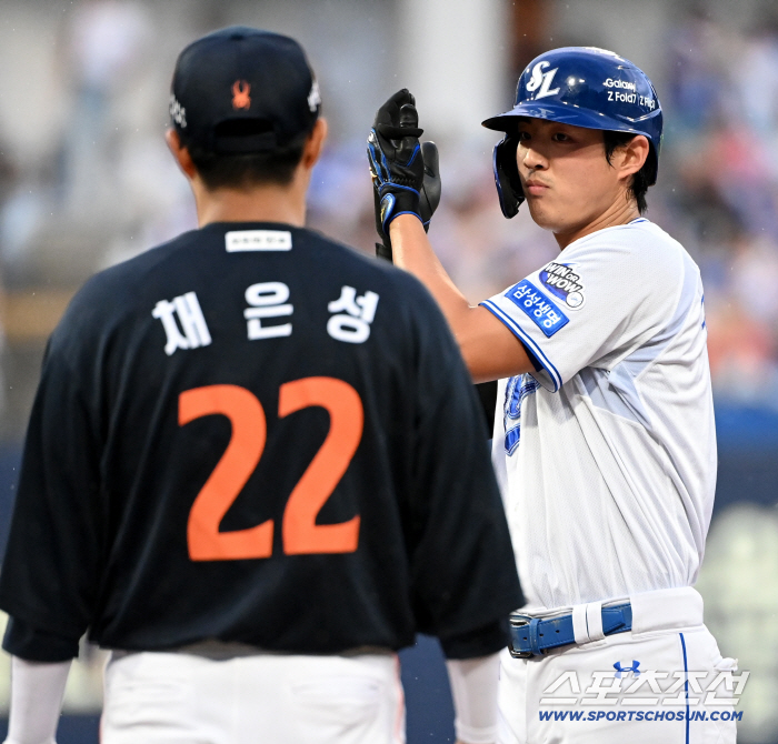  Koo Ja-wook hit a hit