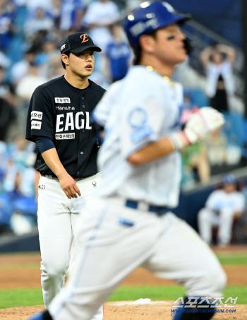  Moon Dong-ju and Kang Min-ho are double-dealing and the 4th episode ends