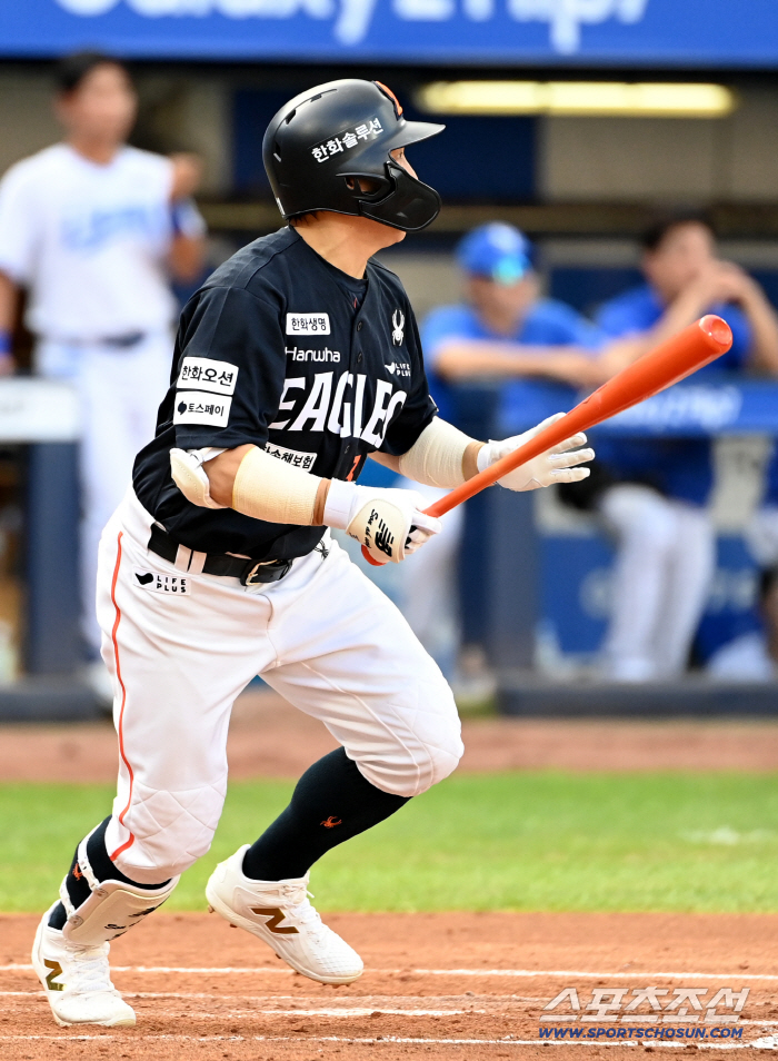  Son Ah-seop's two-run double with a bases-loaded chance!