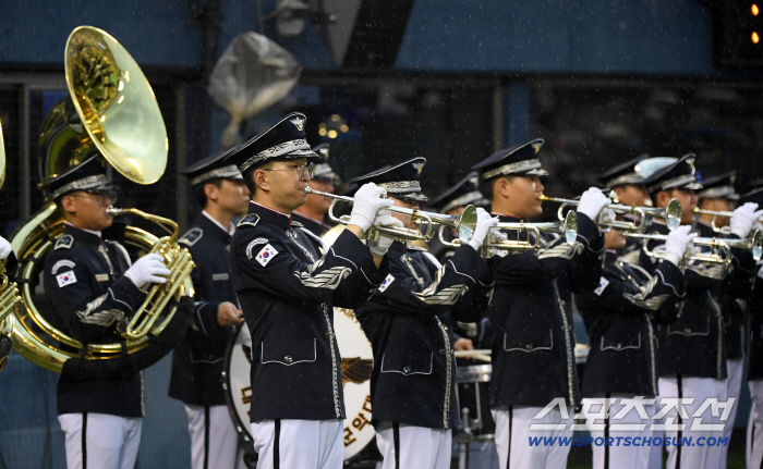  Special performance of military band for 77th anniversary of Armed Forces Day