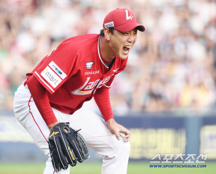 411 games 2302.2 innings. It was later than Hyunjong, but it was faster. Kim Kwang-hyun achieved 2,000 strikeouts. a new record for minimum innings in all-time games