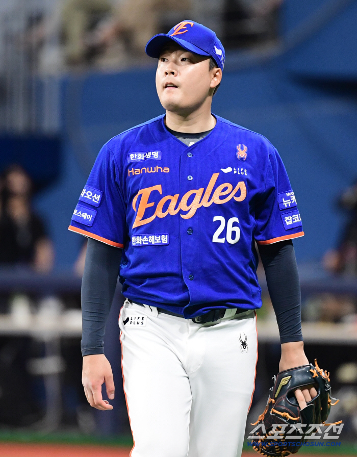 After finishing it, the setup man, Seunghyuk, who slowed down, called up the main phenomenon, joined Liberato → Complete batting order