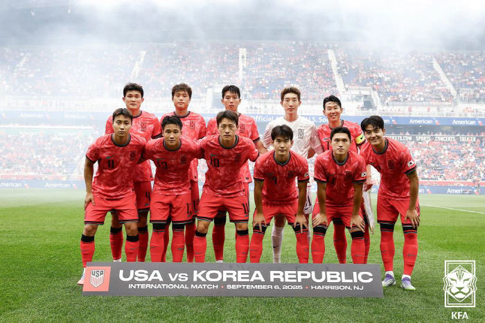  1 goal, 1 assist → Captain Son Heung-min, playing so happily that he doesn't know if it's Korea or New York...a goal made by Lee Jae-sung and his long-term collaboration