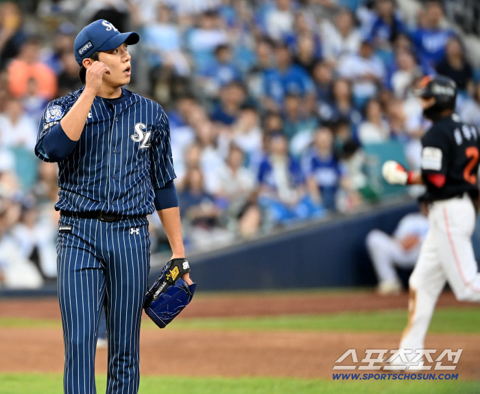 Disappointing 11-win ace blamed himself, but the head coach was an ace enough to give him a thumbs up