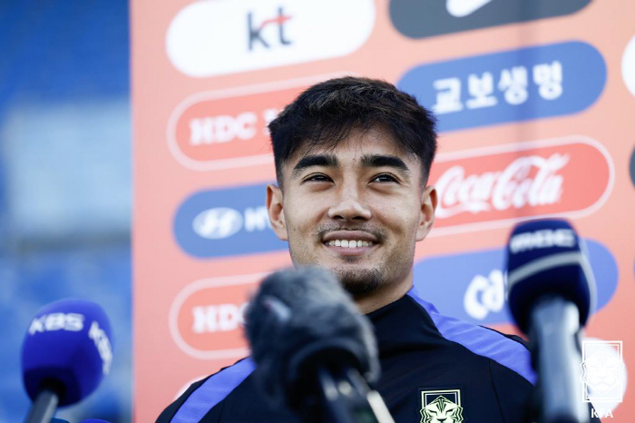 The front line of Korea is Kim Minjae at the center of SON Top  Three Bag!→First Taegeuk mark castrope replacement list The U.S. and Hong Myung-bo have begun experiments for the WC finals in earnest 