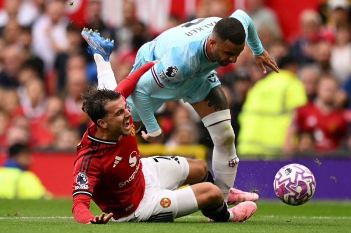 I'm glad we got 10 million exclusive! Manchester United fans are less worried → Cunha  is about to return to the mount...Caught a minor injury rehab exercise