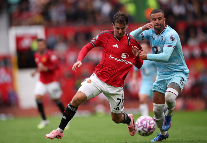I'm glad we got 10 million exclusive! Manchester United fans are less worried → Cunha  is about to return to the mount...Caught a minor injury rehab exercise