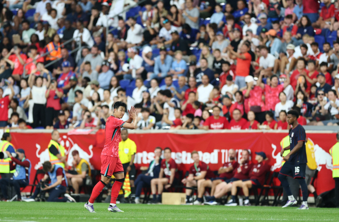 Son Heung-min did a good job, Kim Min-jae also beat Tal Asia → 15th place, 23rd place director Hong Myung-bo's smile...Student tears Pochettino SONNY is my son