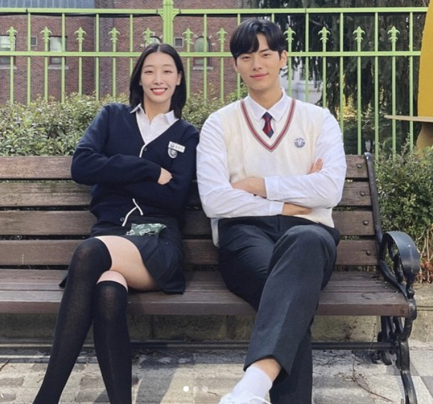 Lee Chae-min ♥ Ryu Da-in's couple ring..'Chef of a tyrant.' The reality is pink, too