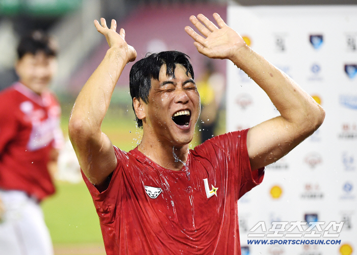  2000K Kim Kwang Hyun, cool water baptism