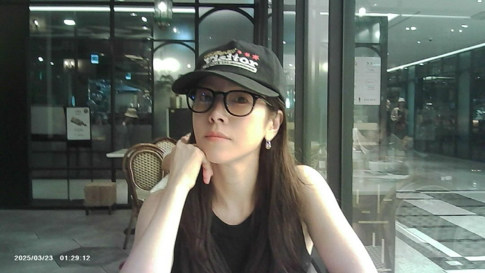  ♥ It wasn't Choi Jung Hoon..Han Ji Min, no makeup date during the weekend