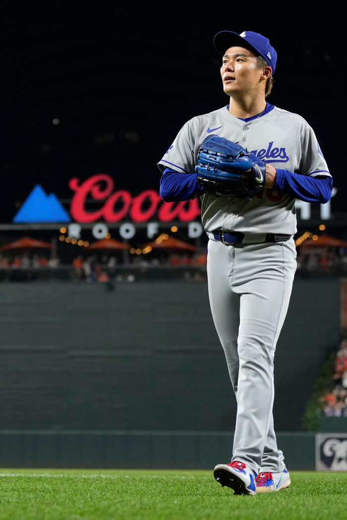 What happened to baseball! 2 outs in the 9th inning, Dodgers shock rare defeat → No-hitter, shutout, win, finish and lose