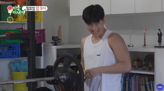 Yoon Hoo? After entering a prestigious university, Yoon Min-soo brags about his bulk muscles and transforms into a trainer (My Little Old Boy)