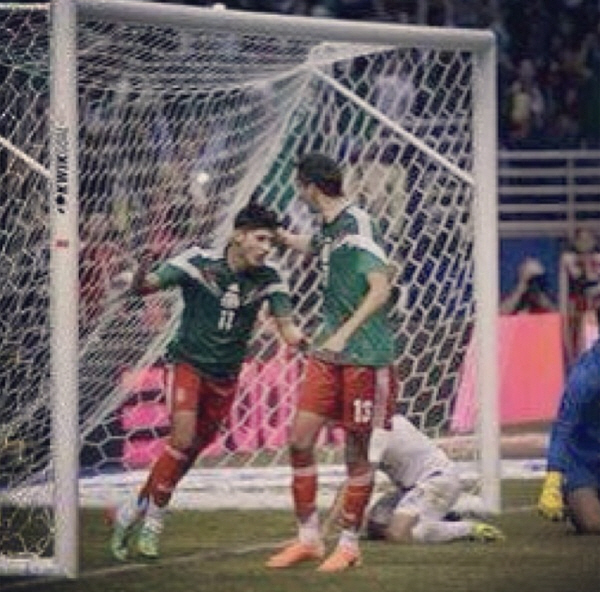 Director Hong Myung-bo, do you remember me? Mexico's hat-trick non-striker 11 years ago and the all-time advantage is illuminated