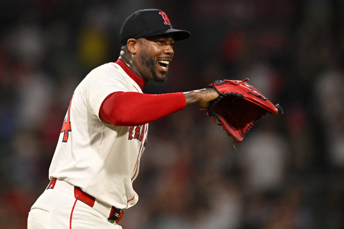 ERA 0.98 Rejuvenated at 37? That's the right amount of money for 32.9 billion! 4K → 17G in one inning without losing a point in a row 