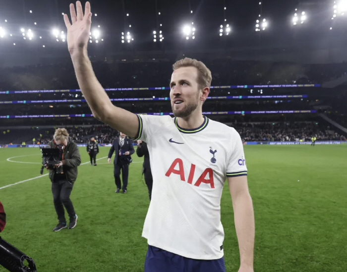 Harry Kane Returns to Tottenham Legend Son Heung-min and All EPL teams are also paying attention to the surprising transfer that will soothe empty hearts