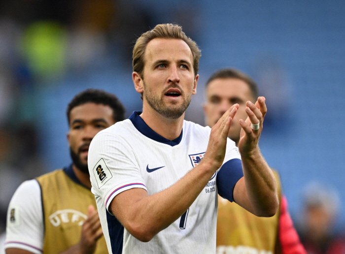 Harry Kane Welcome to Manchester United?Munich prepares for Kane transfer possibility → Manchester United is likely to return to the EPL as a Tier 1 reporter